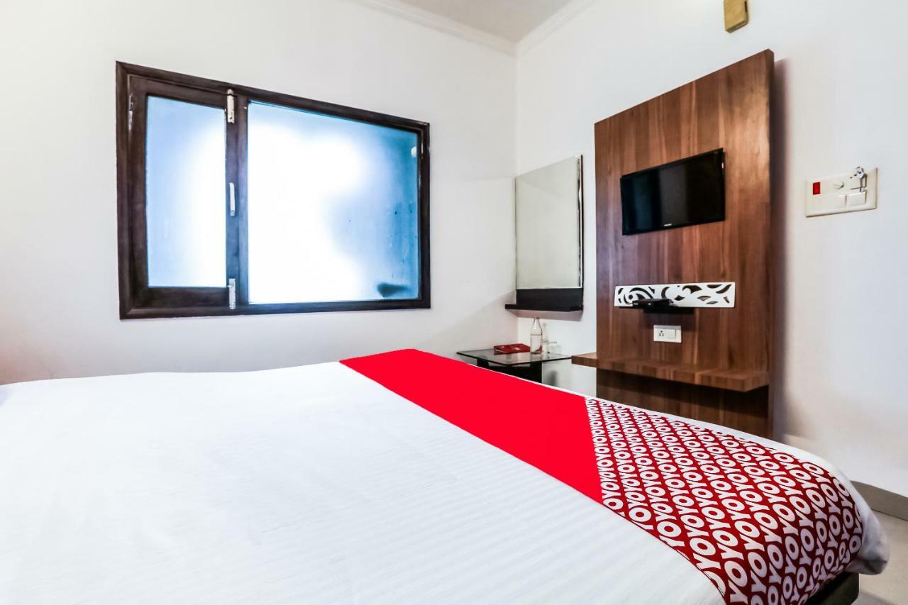 Oyo Flagship 37488 Hotel R V Regency Amritsar Exterior foto